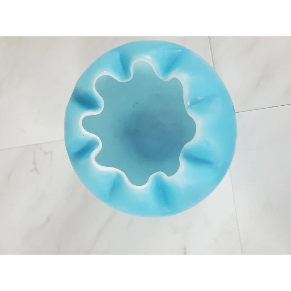Vintage hand blown satin glass ombre soft blue rose Bowl vase w/crimp pinch rim. - Picture 9 of 9
